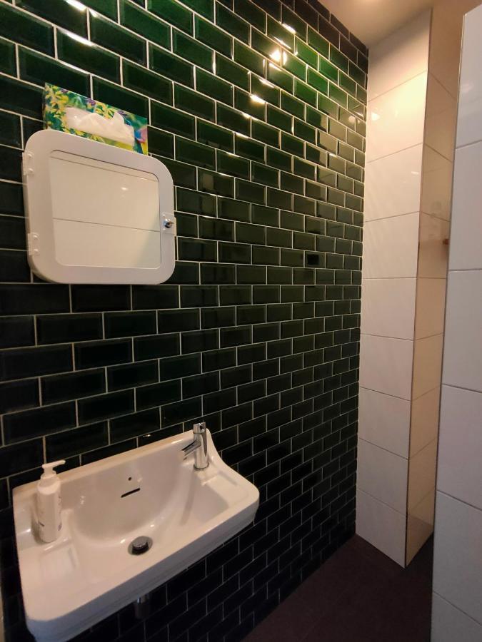 Familie- En Groepsverblijf Het Voorhuis Loon op Zand Esterno foto